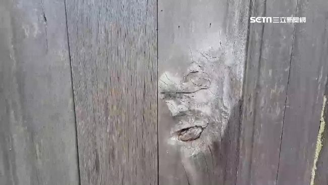 梅山古宅大門浮人臉　竟神似造房祖先