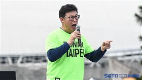 姚文智機蛋大遊行。（圖／記者林敬旻攝）