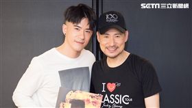 JR紀言愷在後台與張學友合照。（圖／天晴音樂提供）