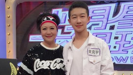 崔佩儀兒封臉書免爭議　望老媽也封肚