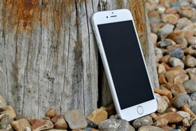 iPhone,進水,喇叭,SIM卡糟,Lightning插頭,按鈕,防水
圖／快科技