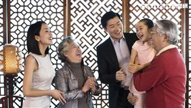 母親節, 全家福示意圖。（圖／台北君悅提供）