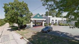 槍沒拿穩落地走火　美母誤殺2歲愛女
美國,槍枝氾濫,俄亥俄州,克里夫蘭,威克利夫,槍殺,誤殺
圖／翻攝自google map