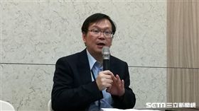 疾管署副署長莊人祥今（23）天說，麻疹疫苗未有缺貨情形，請民眾別恐慌。（圖／記者楊晴雯攝）
