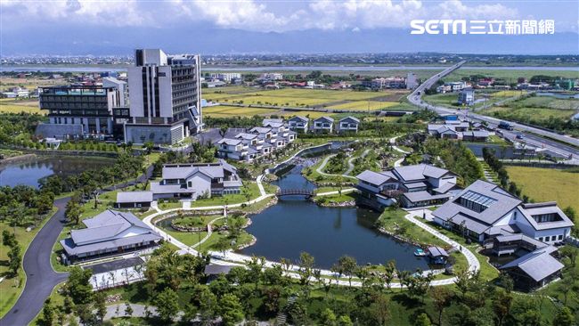 有吃又有玩！全台遊樂園吃喝情報大全