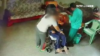 送信遇老翁命危　郵差主動進屋CPR