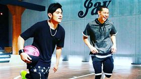 周杰倫、林書豪有望合體大陸新節目。(圖/翻攝自林書豪IG)