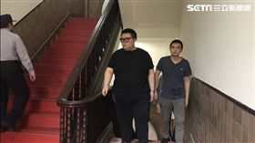 Ｗ飯店命案，被告朱家龍（左），右為同案被告洪聖晏。潘千詩攝影