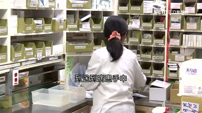 藥師講求快狠準　一袋5秒揭密配藥術