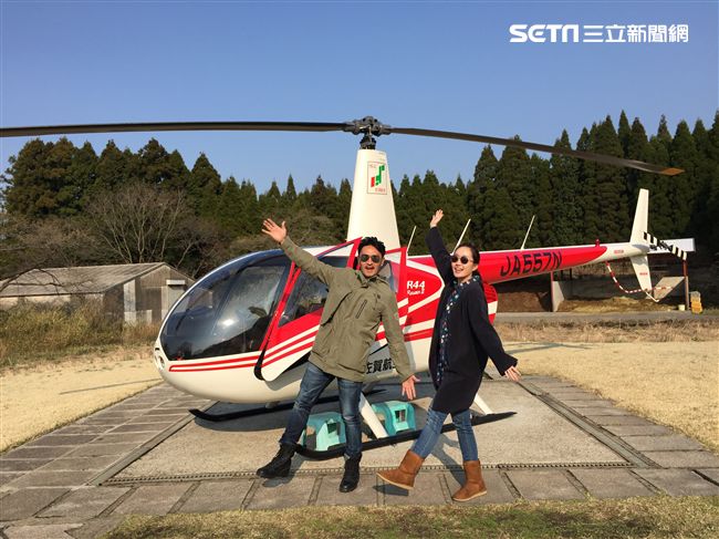 夢多、巴鈺曾坐直昇機俯瞰阿蘇火山大呼值得。（圖／TVBS提供）