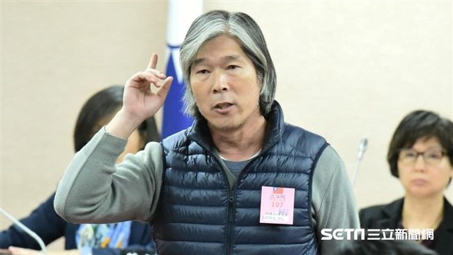 轟退輔會走狗　八百壯士要尊嚴