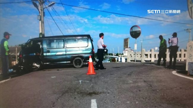 公所告示擋視線？2車相撞婦人亡