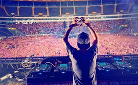 艾維奇家人首度發聲明，將在本周內將遺體運回瑞典。（圖/翻攝自艾維奇推特)