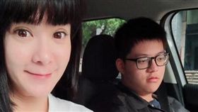 ▲陸元琪離婚後，獨立扶養孩子。（圖／翻攝自臉書）
