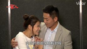 李燕、趙駿亞被直擊台北街頭約會。（圖／翻攝自臉書）