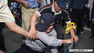警察記者慘遭暴打　王定宇：溝通無效