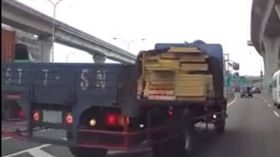 大貨車,貨車駕駛,國道,超車,殺人,槽化線,雙白線,新竹爆料公社,新竹（圖／翻攝自臉書《新竹爆料公社》