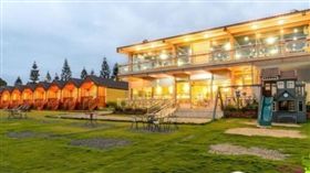 「大師兄海景小棧」林智勝岳父民宿違法占國有地營業（圖／翻攝自官網）