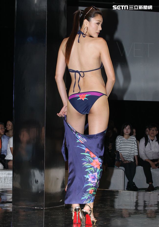 2018泳裝秀。（記者邱榮吉/攝影）