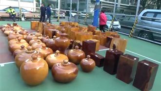 用鼻子找贓物　查獲139件木工藝品