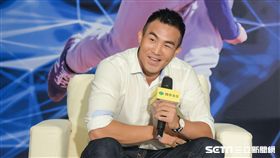 旅美好手小熊隊曾仁和返台記者會。（圖／記者林敬旻攝）