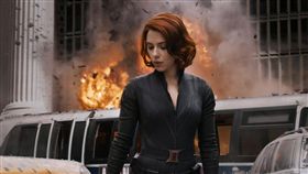 ▲▼史嘉蕾喬韓森飾演「黑寡婦」的形象，深植人心。（圖／翻攝自臉書）