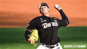 旅韓台灣投手NC恐龍王維中。 （圖／記者林敬旻攝）