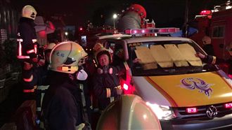 殉職警消同學幫換隊服：我們會陪你…