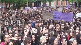 影／18歲少女遭前軍人、員警輪姦　法官輕判引民眾暴動
圖／翻攝自Ruptly YouTube
https://www.youtube.com/watch?v=WiFtxx4Rjgg