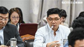 立法院司法及法制委員會審查財團法人法，國民黨立委許毓仁。 圖／記者林敬旻攝