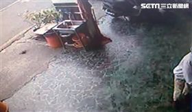 高雄鳳山中山西路遭潑灑汽油