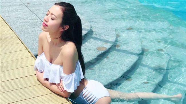 WOW！女星獲夫恩准　大秀豐胸美尻