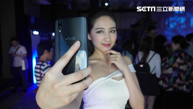 Vivo新機在中審查　後置指紋辨識