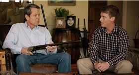 美國,喬治亞州,共和黨州長候選人坎普,Brian Kemp,槍枝,廣告（圖／YouTube　https://www.youtube.com/embed/4ABRz_epvic）