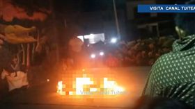 墨西哥,塔巴斯科,村莊,私刑,鄉民,小偷,偷竊,法治,燒死,暴打
https://www.youtube.com/watch?v=VEa5g058XgQ