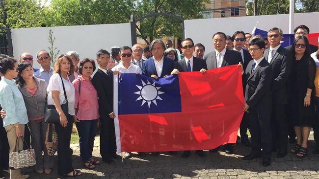 陸砸9百億買多國　他：台只不爽一天