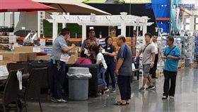 高雄,好市多,大順店,玻璃,施工,砸破頭,顧客,