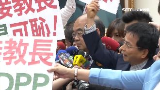 遭藍軍嗆下台！吳茂昆表情包好無奈