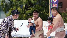 日本嬰兒哭泣相撲（圖／翻攝自染の安坊 浅草本店 - somenoanbo臉書）