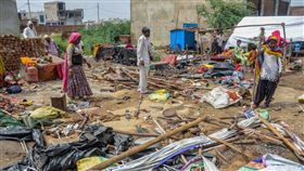 沙塵暴雷擊襲印度增至125死（圖／推特）