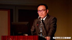 邱文祥競選看板／出席2018亞洲泌尿科醫學會／與聯電榮譽董事長曹興誠對談 辦公室提供