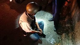 台南,槍械,機車置物箱,槍砲彈藥管制條例,改造手槍,誠實豆沙包（圖／翻攝畫面）