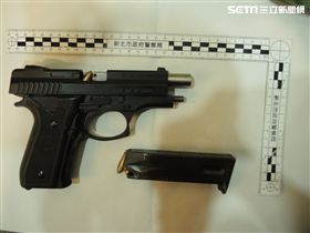 新北市,板橋,民治街,黑道,角頭,開槍,子彈，翻攝畫面