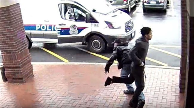 拐杖爺伸腿絆倒嫌犯　嫌犯仆街遭警逮