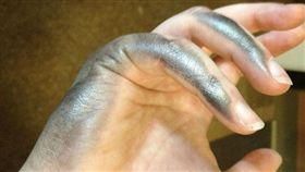 鉛筆,寫字,印記,困擾,爆廢公社　圖／翻攝自臉書爆廢公社