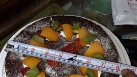 蛋糕,大小,好吃,黑森林蛋糕,母親節,測量,尺,單位
https://www.facebook.com/groups/yonghe8888/