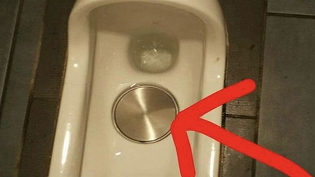 羽田機場馬桶為何多一個洞？原來是…
