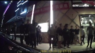 惡霸要求插乾股　不服派黑衣人站崗