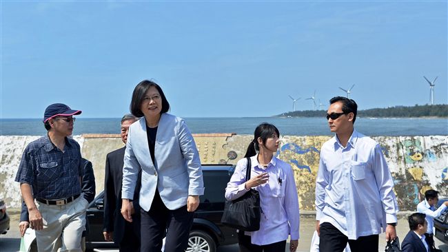 逢蔡必反就能高潮？網友你崩潰啥？