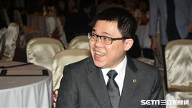 星宇航空董事長張國煒主持成立記者會。 （圖／記者林敬旻攝）